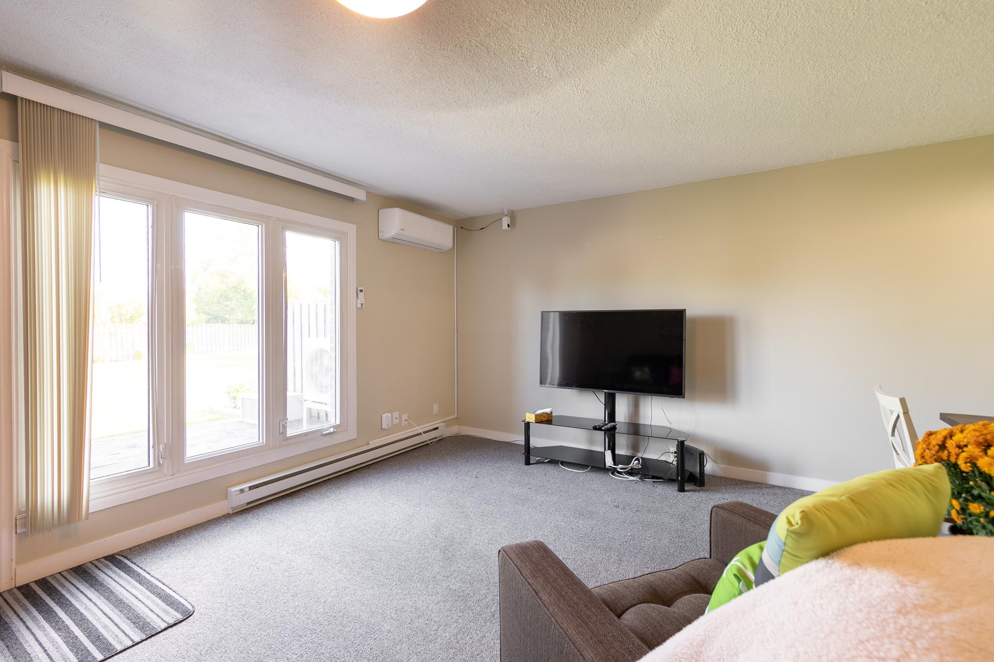 2650 Vine Ct thumbnail 2